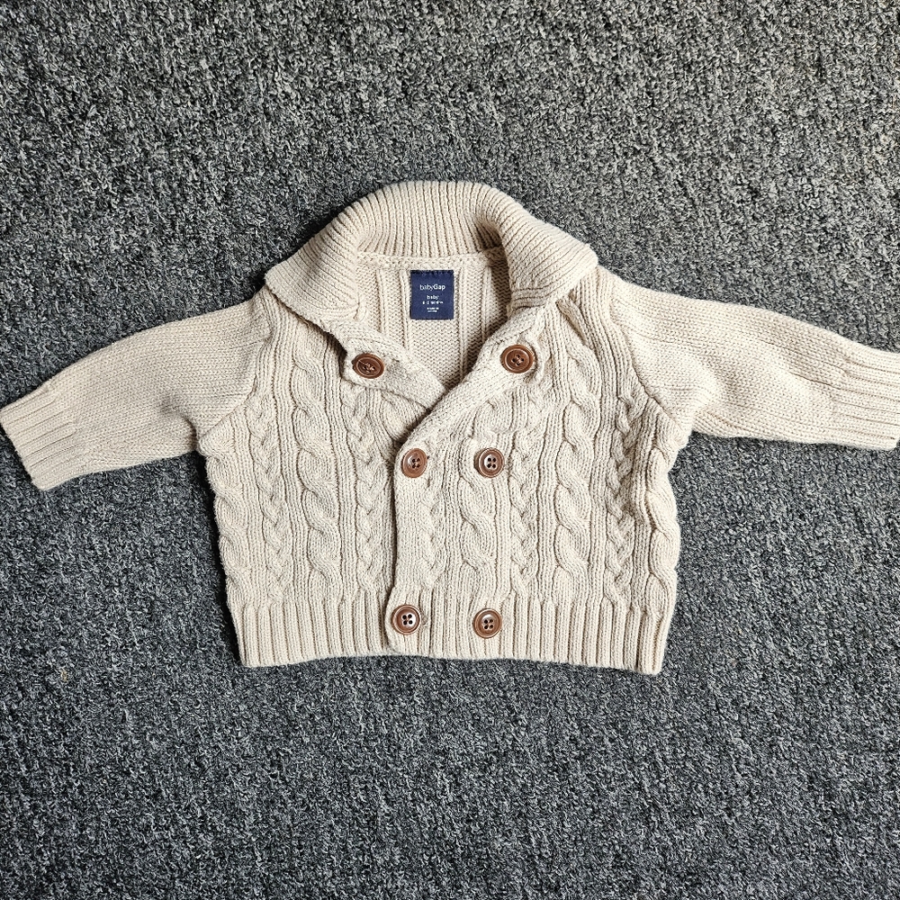 Baby Gap Cable Knit Beige Infant Cardigan Size 0-3 Months